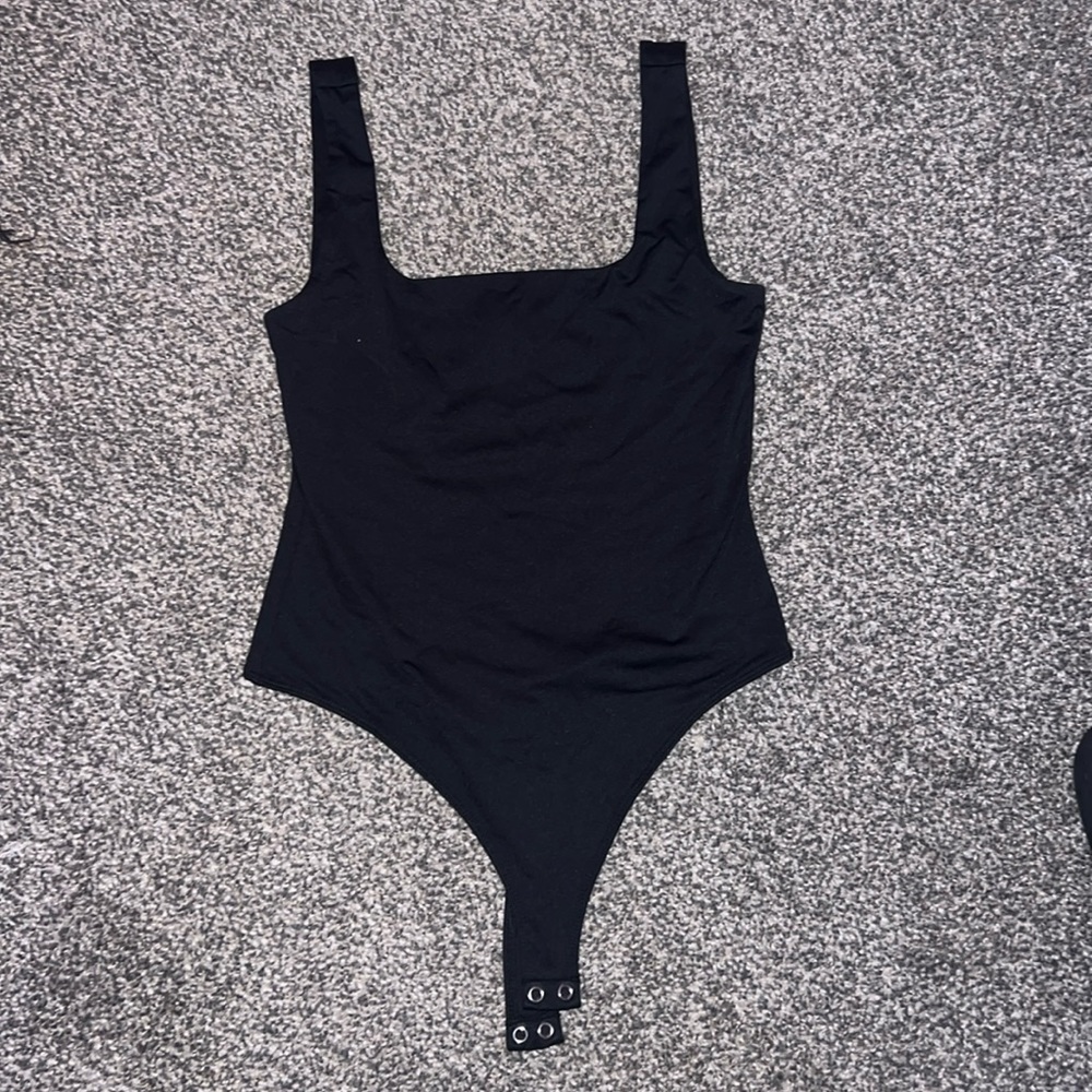 Forever 21 Square Neck Bodysuit🖤